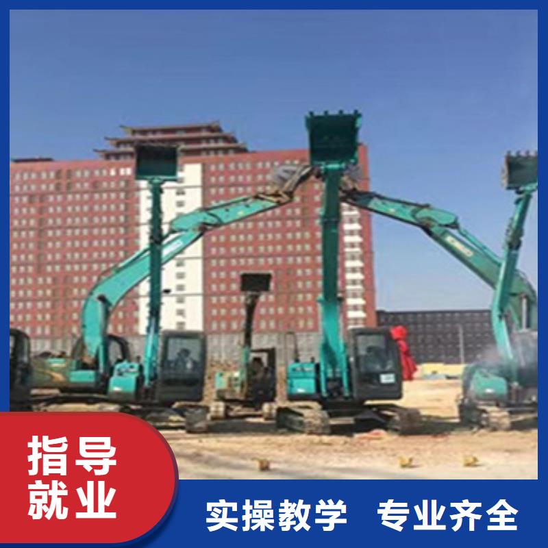 饒陽(yáng)工程機(jī)械駕駛員培訓(xùn)學(xué)費(fèi)多少錢(qián)