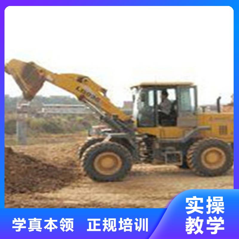 滄州叉車駕駛學(xué)校場(chǎng)地大車輛多