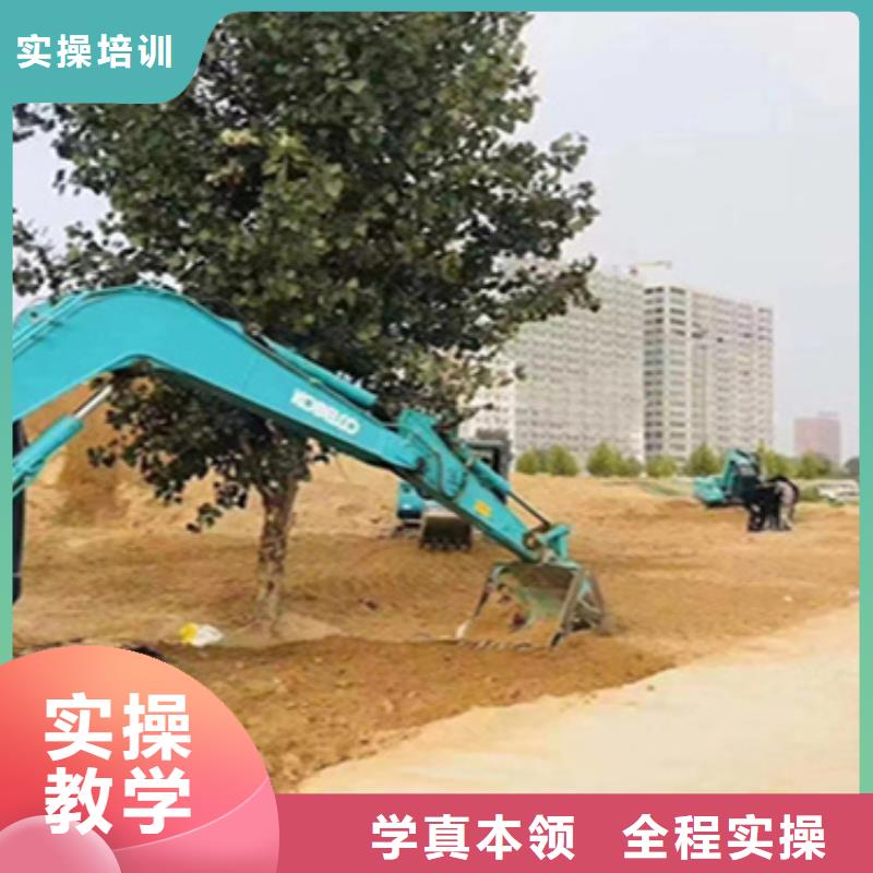 石家莊裝載機培訓(xùn)學(xué)校好就業(yè)薪資高