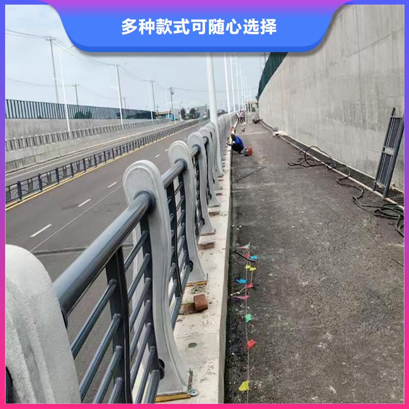 橋梁防撞護(hù)欄用心服務(wù)精心選材橋梁防撞欄桿符合行業(yè)標(biāo)準(zhǔn)