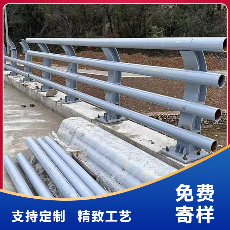 黑河生產(chǎn)道路燈光護欄廠家大量現(xiàn)貨匠心品質(zhì)橋梁燈光護欄