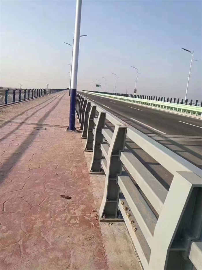 公路防护栏限时优惠