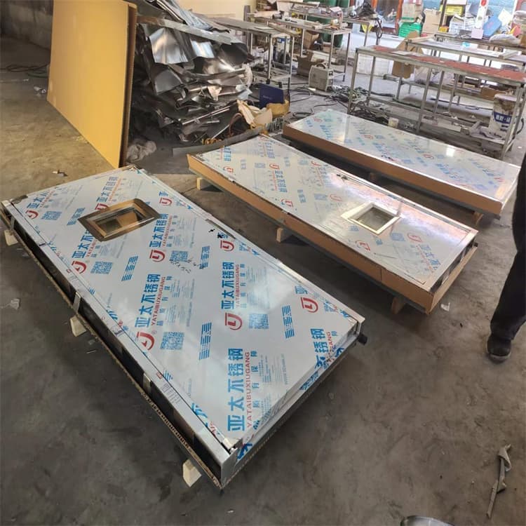 电动铅门1500*2500mm-电动铅门1500*2500mm重信誉厂家