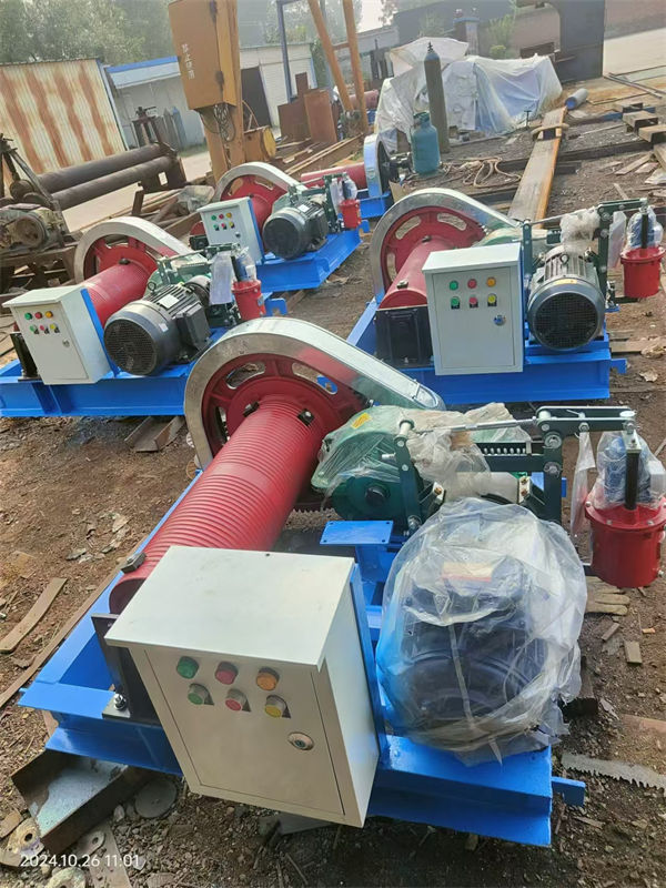 卷揚(yáng)式啟閉機(jī)卷揚(yáng)啟閉機(jī)價(jià)格透明