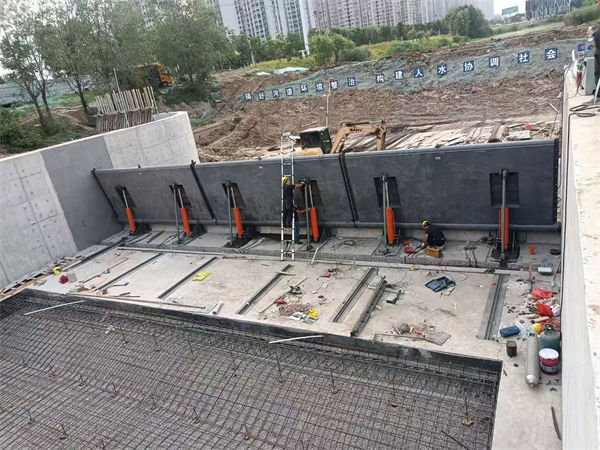鋼壩閘門景觀鋼閘門廠家技術(shù)完善