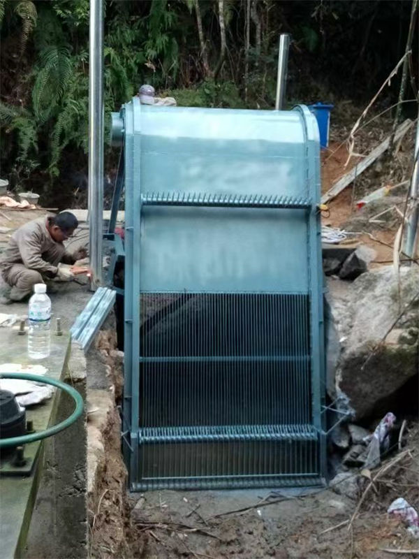 清污機(jī)_不銹鋼格柵除污機(jī)真實(shí)拍攝品質(zhì)可靠