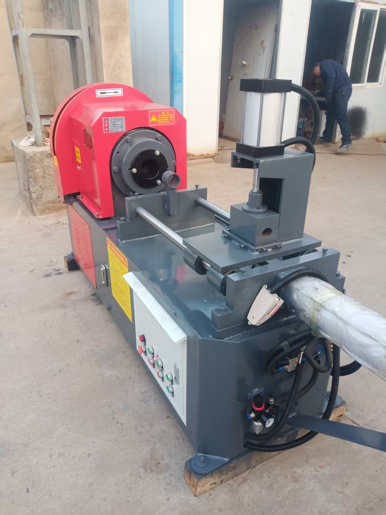 小導(dǎo)管縮尖機-小導(dǎo)管割孔機敢與同行比服務(wù)