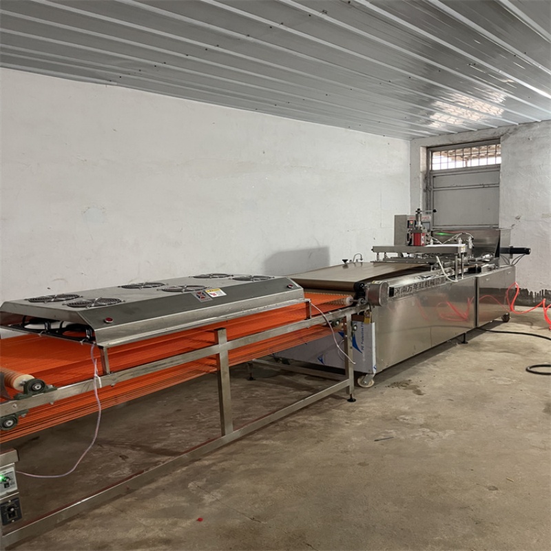 全自動(dòng)烙饃機(jī)配件裝置特點(diǎn)