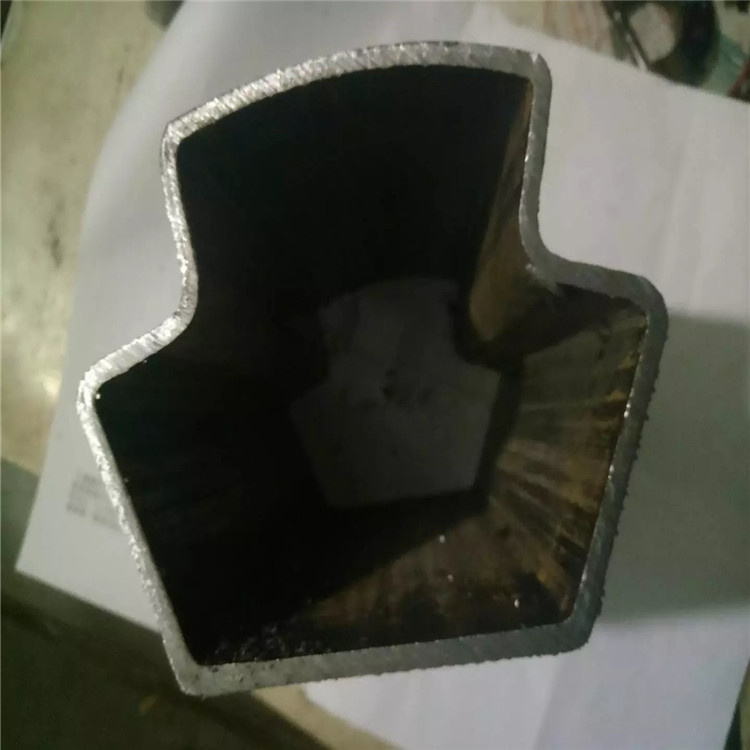 50*60鍍鋅凹槽管解決方案