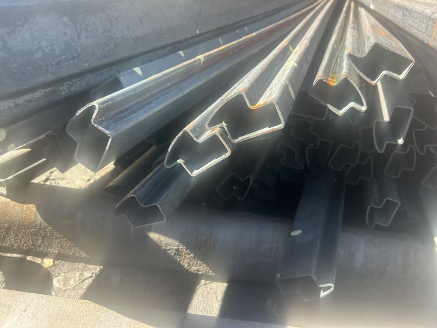 龍巖新羅304不銹鋼樓梯扶手管批量采購