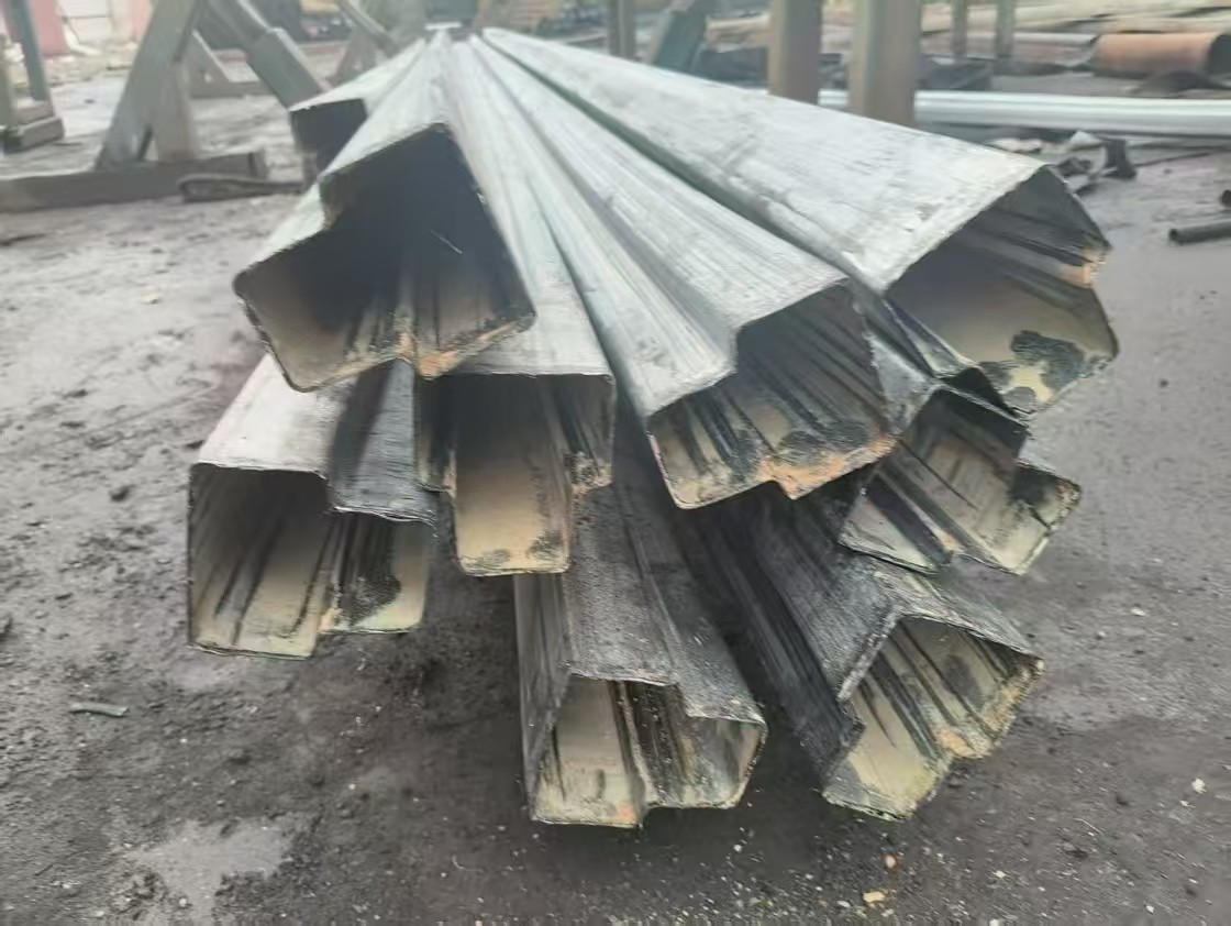 黃陵異形鋼,316不銹鋼馬蹄管按需定制真材實(shí)料