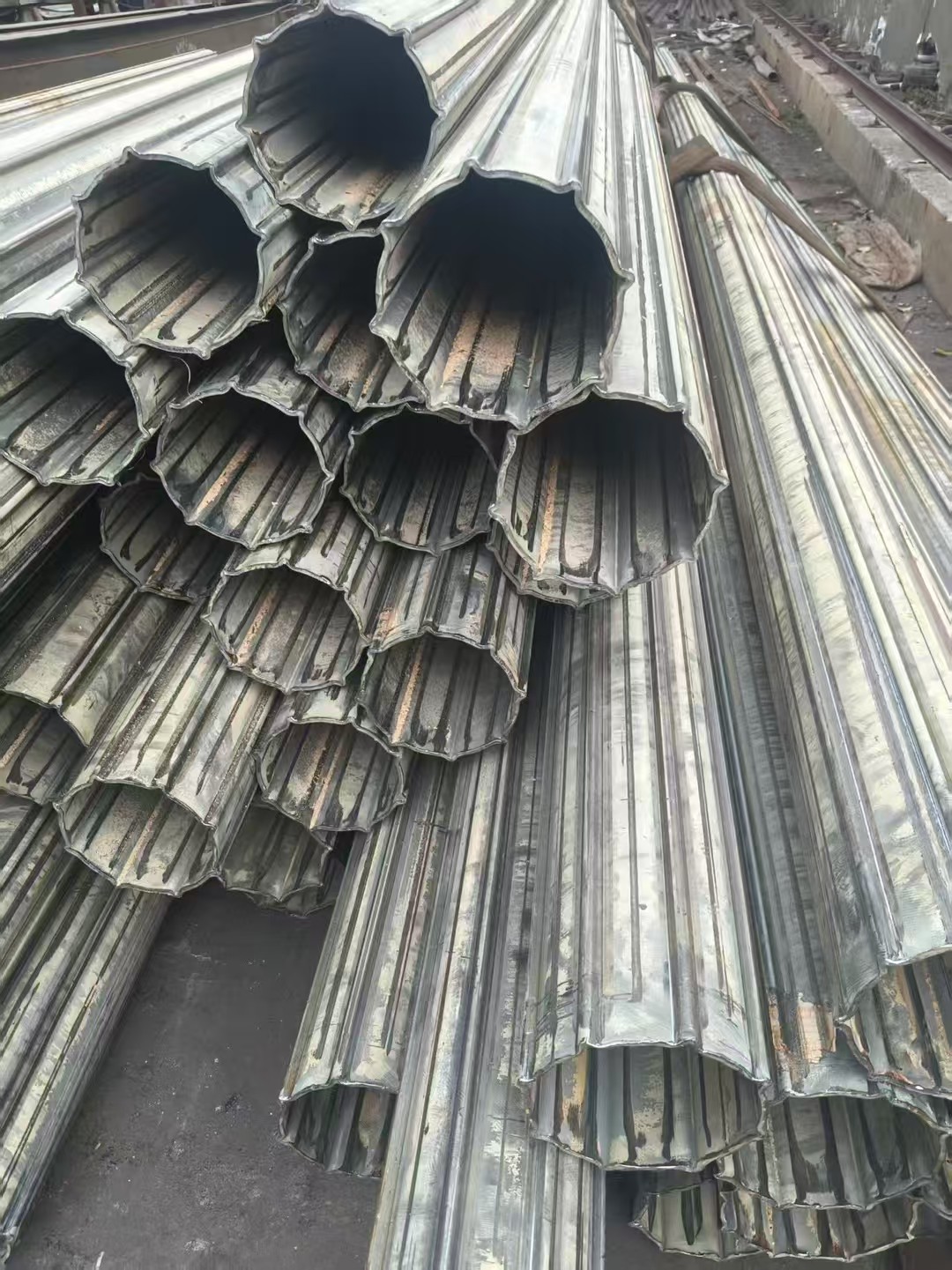 貴陽(yáng)修文40*40鍍鋅扇形管合格才發(fā)貨