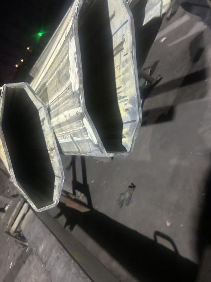 安吉異形鋼304不銹鋼厚壁凸型管品質(zhì)有保障