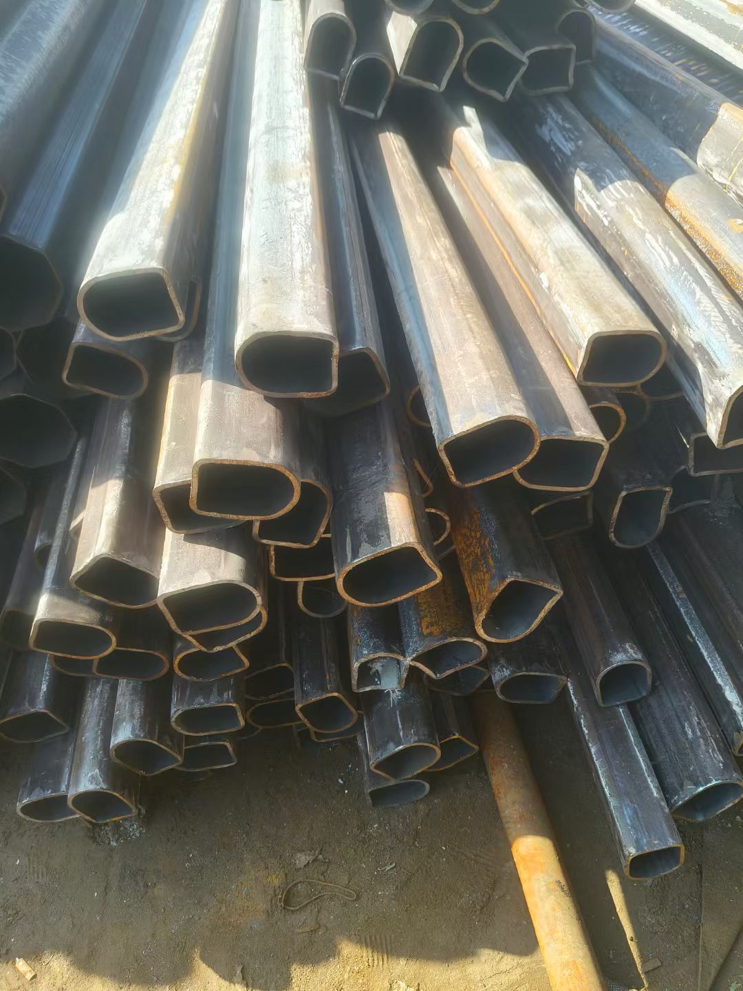 40*99鍍鋅T型管-薄利多銷