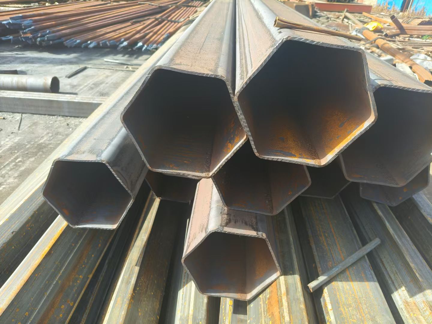 南充閬中304不銹鋼薄壁鴨蛋圓管找東匯金屬制品有限公司