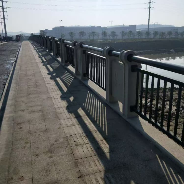 不銹鋼護欄-河道護欄 用心做產(chǎn)品