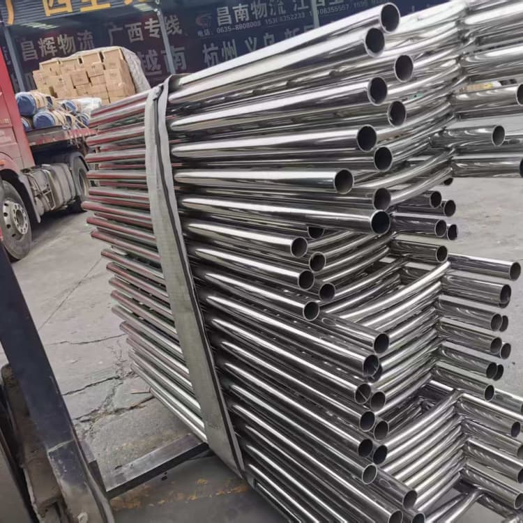 姑蘇不銹鋼護(hù)欄景觀護(hù)欄工廠價(jià)格