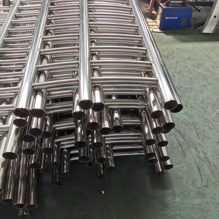 婁煩不銹鋼護(hù)欄_201大橋市政道路質(zhì)量層層把關(guān)