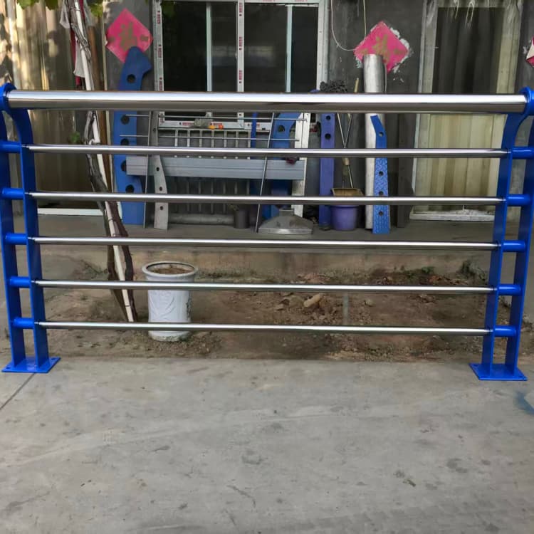 不銹鋼護欄,橋梁護欄來圖加工定制