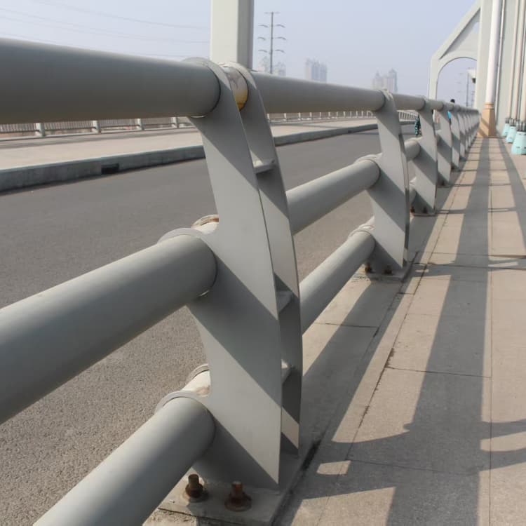 和政護欄_站臺欄桿值得信賴