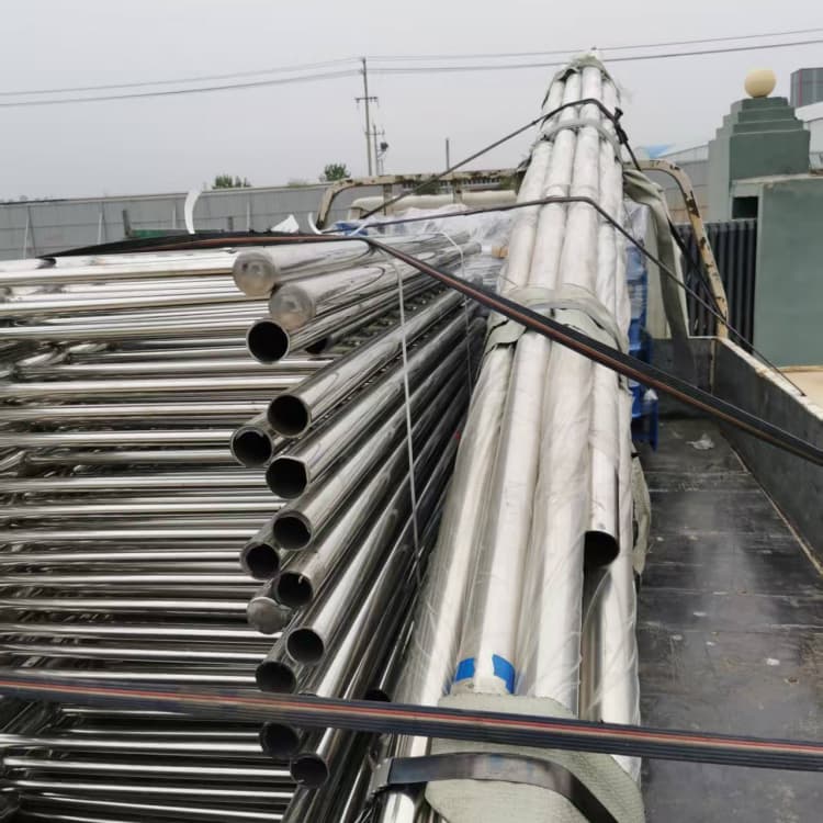 襄垣護(hù)欄站臺(tái)欄桿產(chǎn)地采購