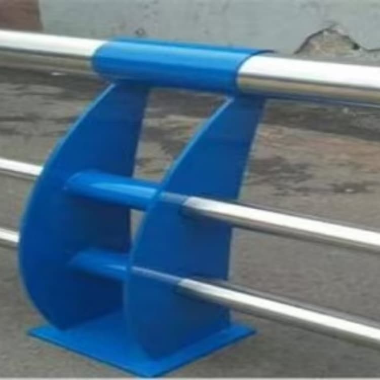 通江防撞護(hù)欄河道護(hù)欄原廠制造