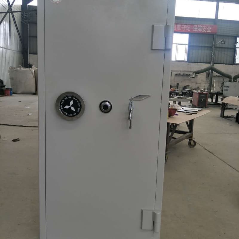 阜新太平博物館不銹鋼庫(kù)房門(mén)客戶信賴