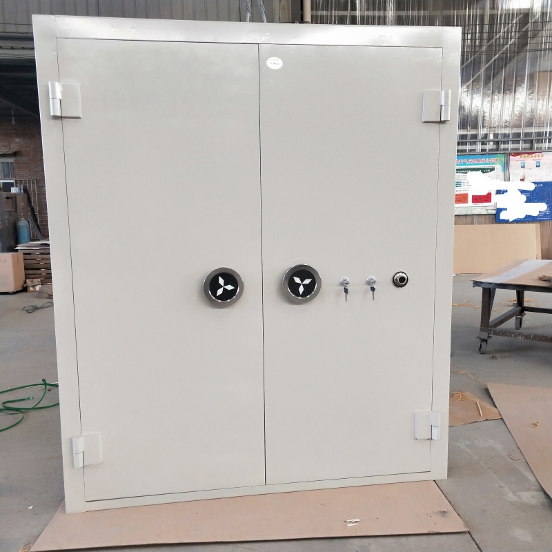 誠信為本茂名碳鋼金庫門廠家