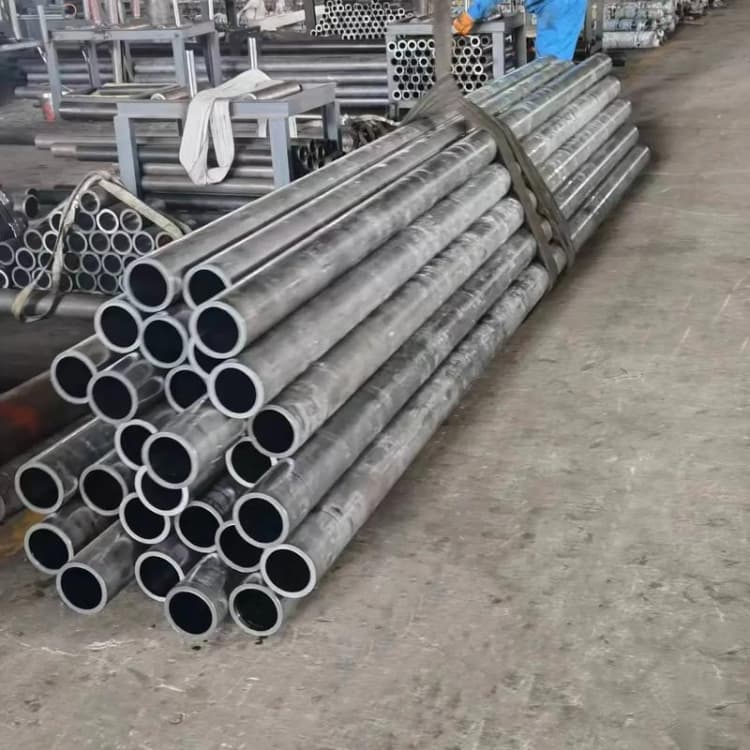 漢陰油缸管10CrMo910珩磨管準(zhǔn)時交付