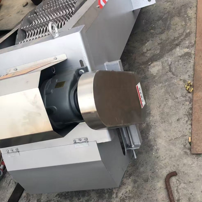 【清污機(jī)】液壓鋼壩專業(yè)生產(chǎn)設(shè)備