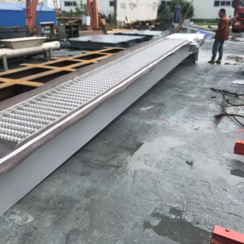 清污機(jī)移動(dòng)格柵清污機(jī)產(chǎn)品實(shí)拍