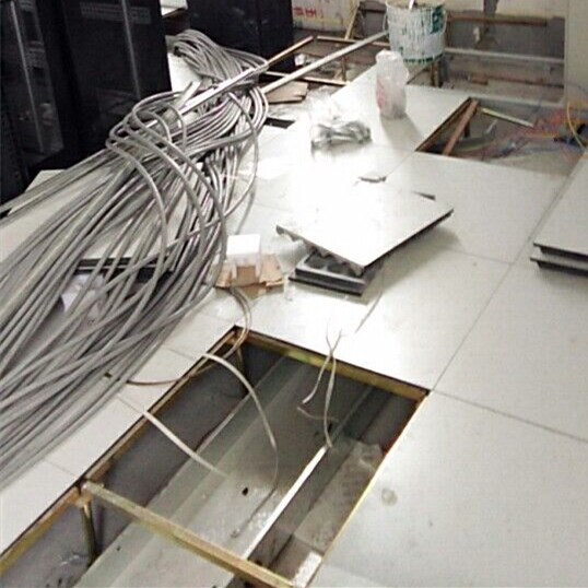 槐蔭防靜電地板架空抗靜電地板庫(kù)存充足