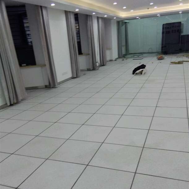 防靜電地板,陶瓷防靜電地板當(dāng)?shù)貜S家值得信賴