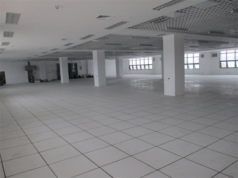 驛城防靜電地板_直鋪式性PVC防靜電地板讓客戶買的放心