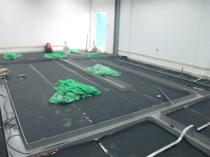 集安防靜電地板,折邊防靜電地板專注細(xì)節(jié)專注品質(zhì)