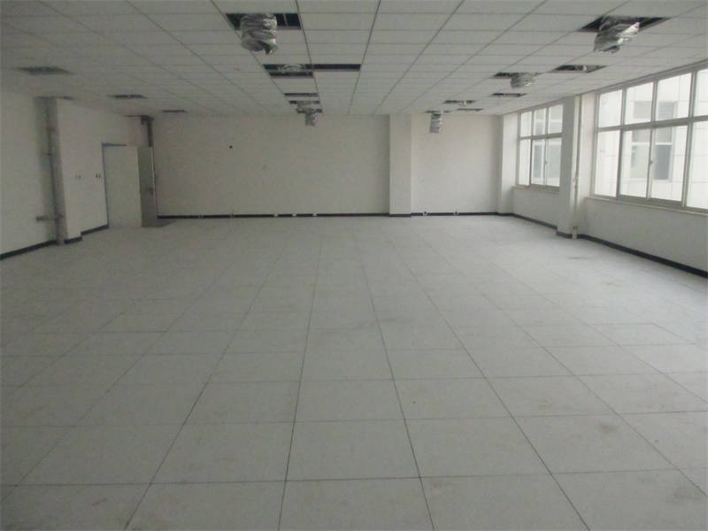 寧鄉(xiāng)防靜電地板三防抗靜電地板精心