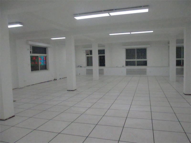 海滄防靜電地板架空抗靜電地板產(chǎn)地工廠