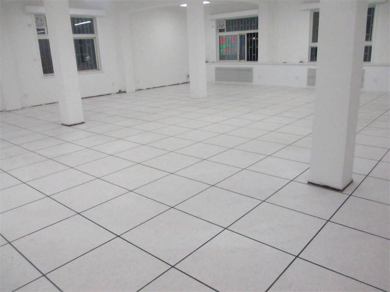 岳陽(yáng)樓防靜電地板_架空地板專業(yè)生產(chǎn)N年