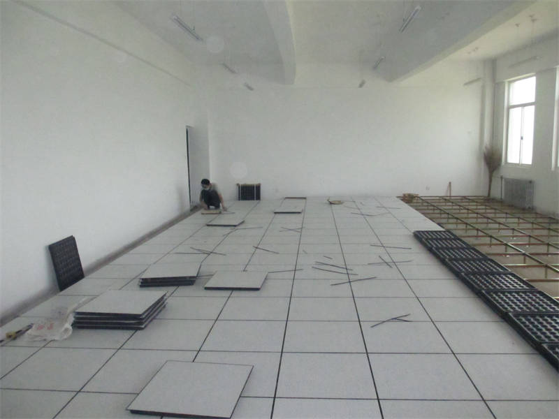 丹棱防靜電地板,三防抗靜電地板現(xiàn)貨充裕