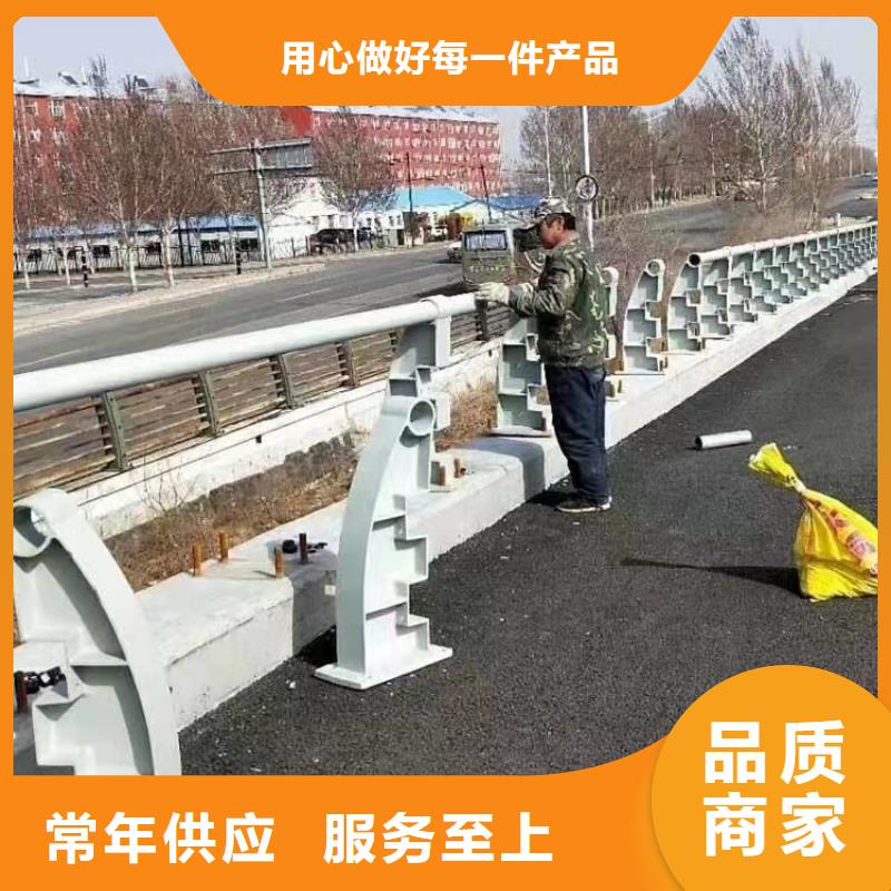 Q355C防撞道路护栏厂家直销-本地生产厂家产品优良