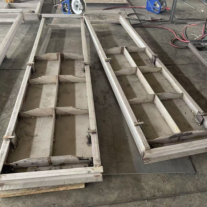 定輪式鋼閘門_定輪式鋼閘門生產(chǎn)品牌