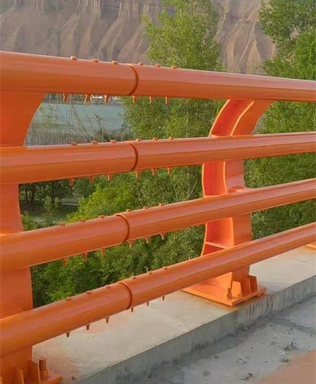 貴州省安順市平壩橋梁不銹鋼復(fù)合管欄桿