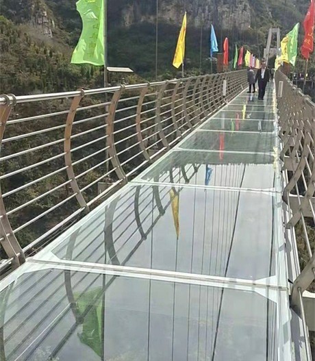 錦州不銹鋼復(fù)合管廠市政護(hù)欄不銹鋼復(fù)合管橋梁欄桿