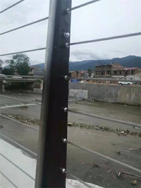 貴州省貴陽市清鎮(zhèn)貴州不銹鋼護(hù)欄廠家