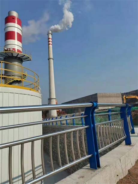 優(yōu)選：曲靖廣西不銹鋼復合管護欄生產(chǎn)廠家