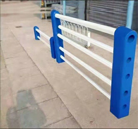 梅州市梅縣隔離護欄定制廠家