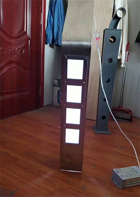 麻城防撞橋梁欄桿生產(chǎn)制造廠