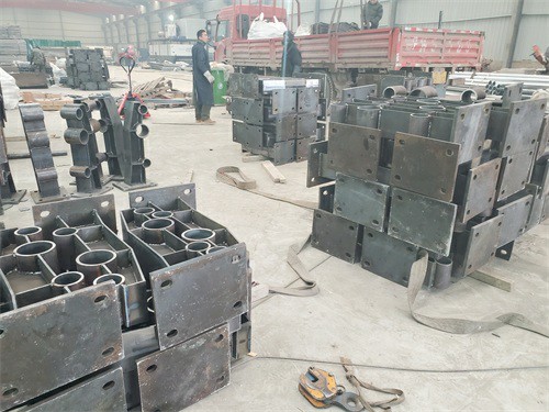 蘭州市高鐵不銹鋼護(hù)欄