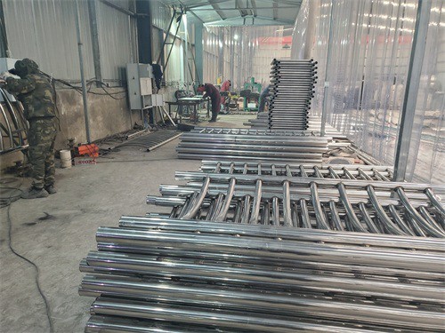 阜陽201不銹鋼復合管地鐵站臺護欄碳素鋼管護欄