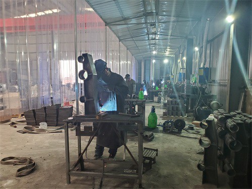 撫順不銹鋼天橋護(hù)欄城市護(hù)欄不銹鋼復(fù)合管防撞欄桿